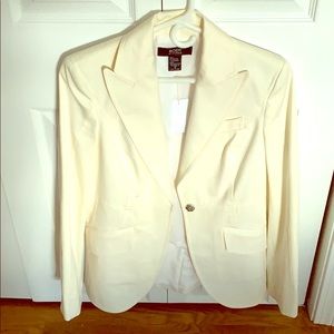 Body by Victoria Ivory jacket